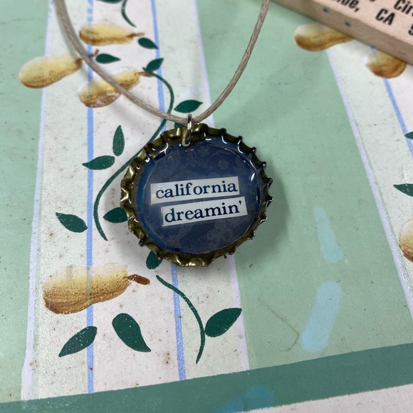 Necklace, Bottle Cap Firestone California Dreamin’ - Picture 1 of 4